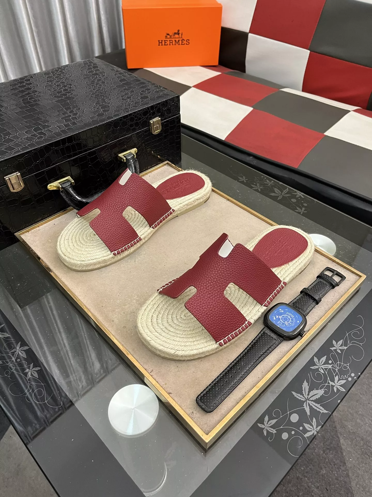 Durable 1129 Hermes Slippers For Men