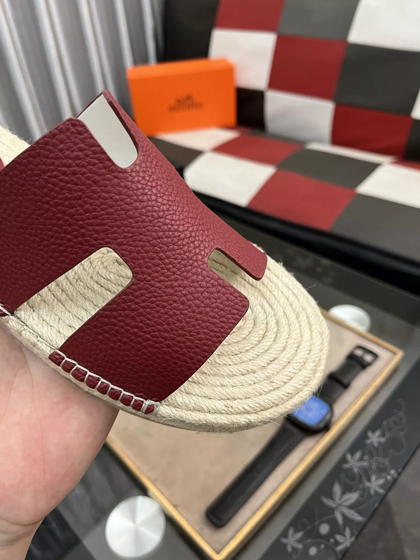 Durable 1129 Hermes Slippers For Men