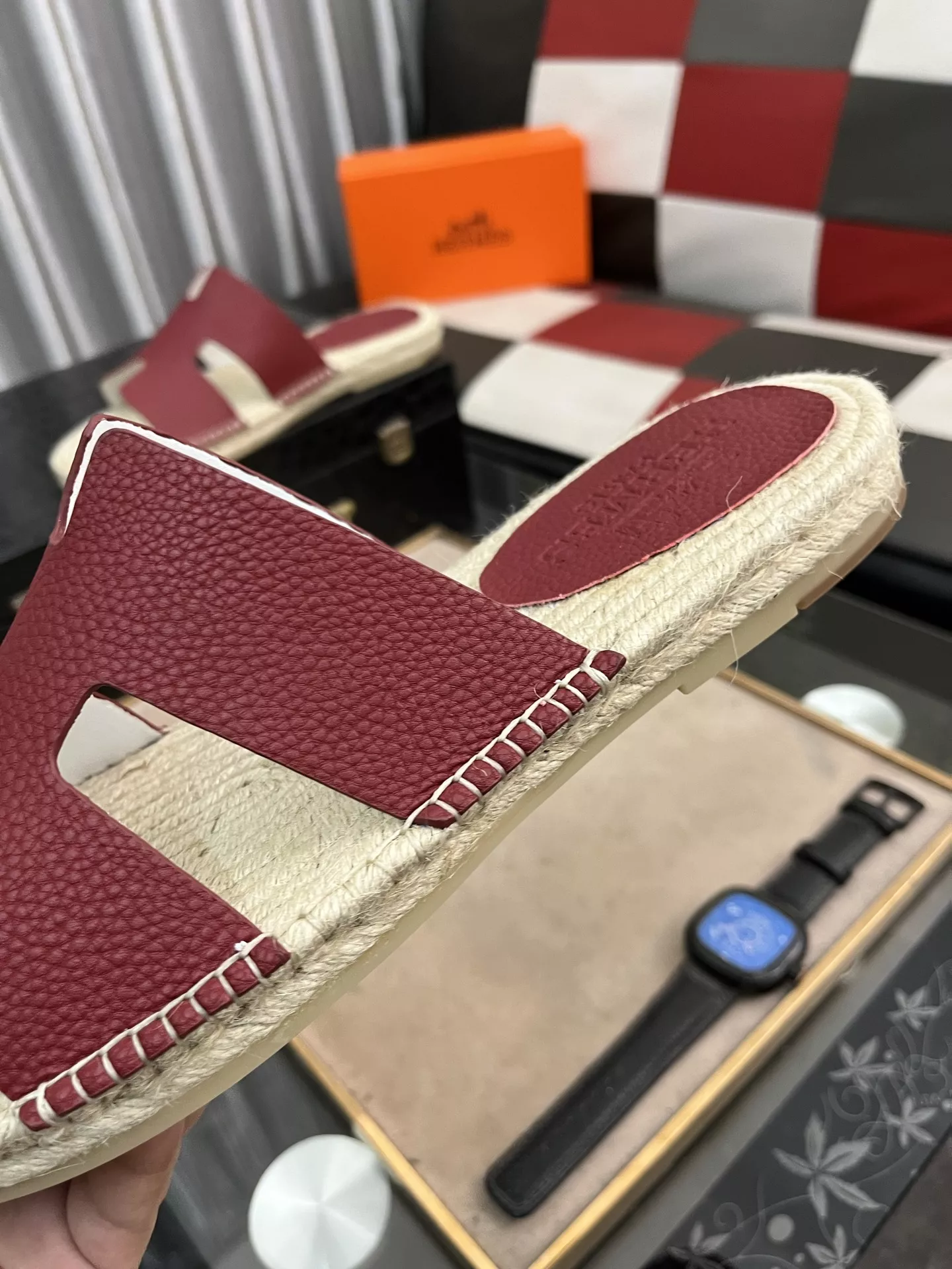 Durable 1129 Hermes Slippers For Men