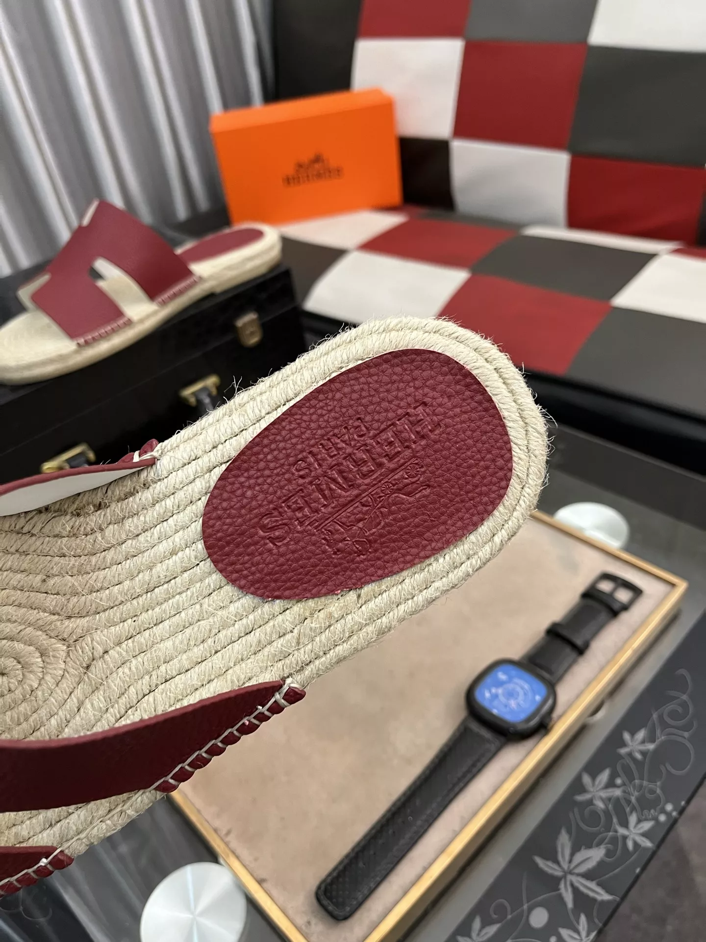 Durable 1129 Hermes Slippers For Men