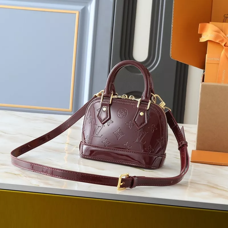 Durable 1160 Louis Vuitton Messenger Bags For Women