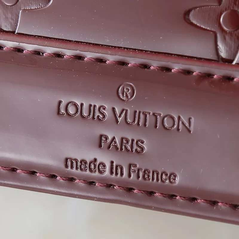 Durable 1160 Louis Vuitton Messenger Bags For Women