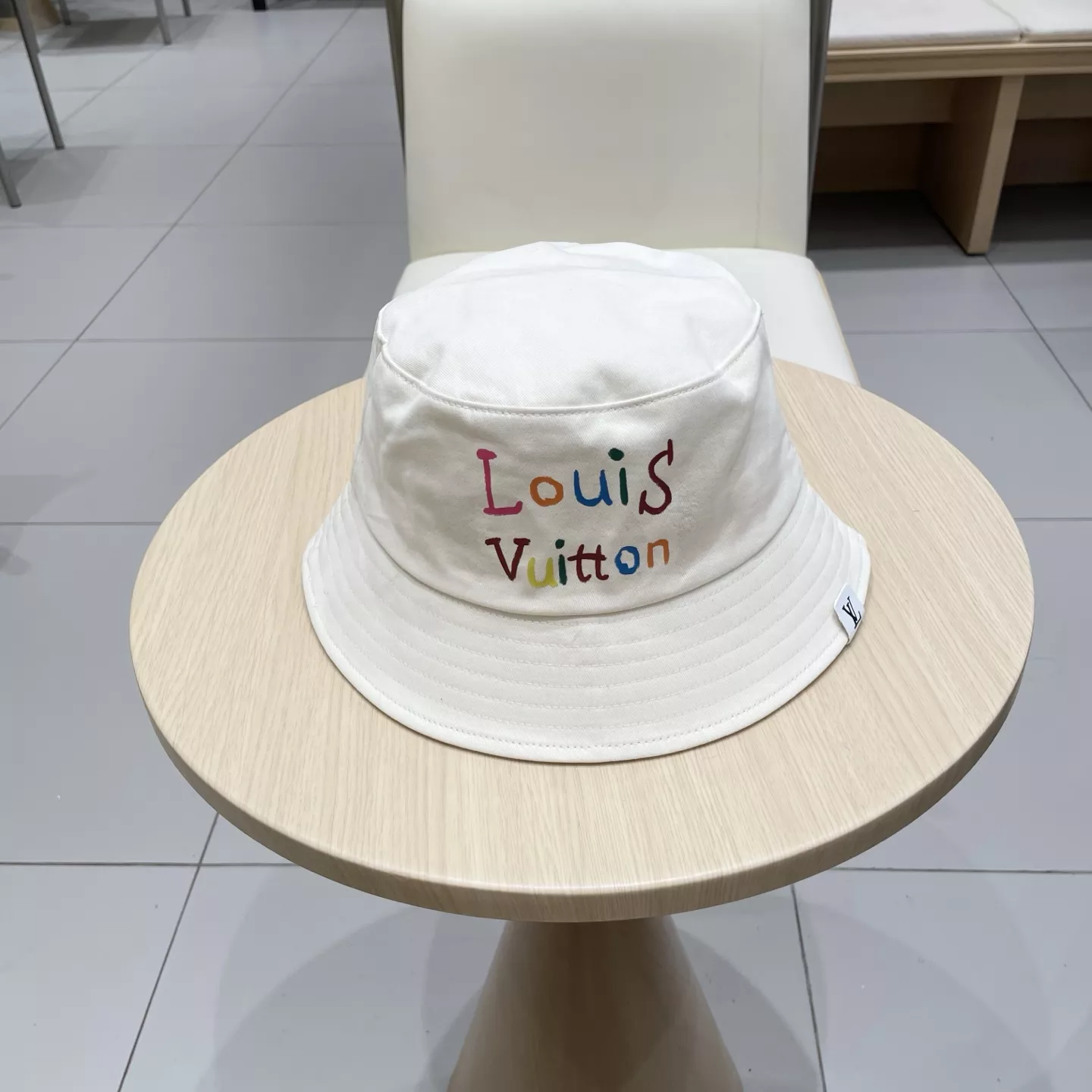 Durable 117 Louis Vuitton LV Caps