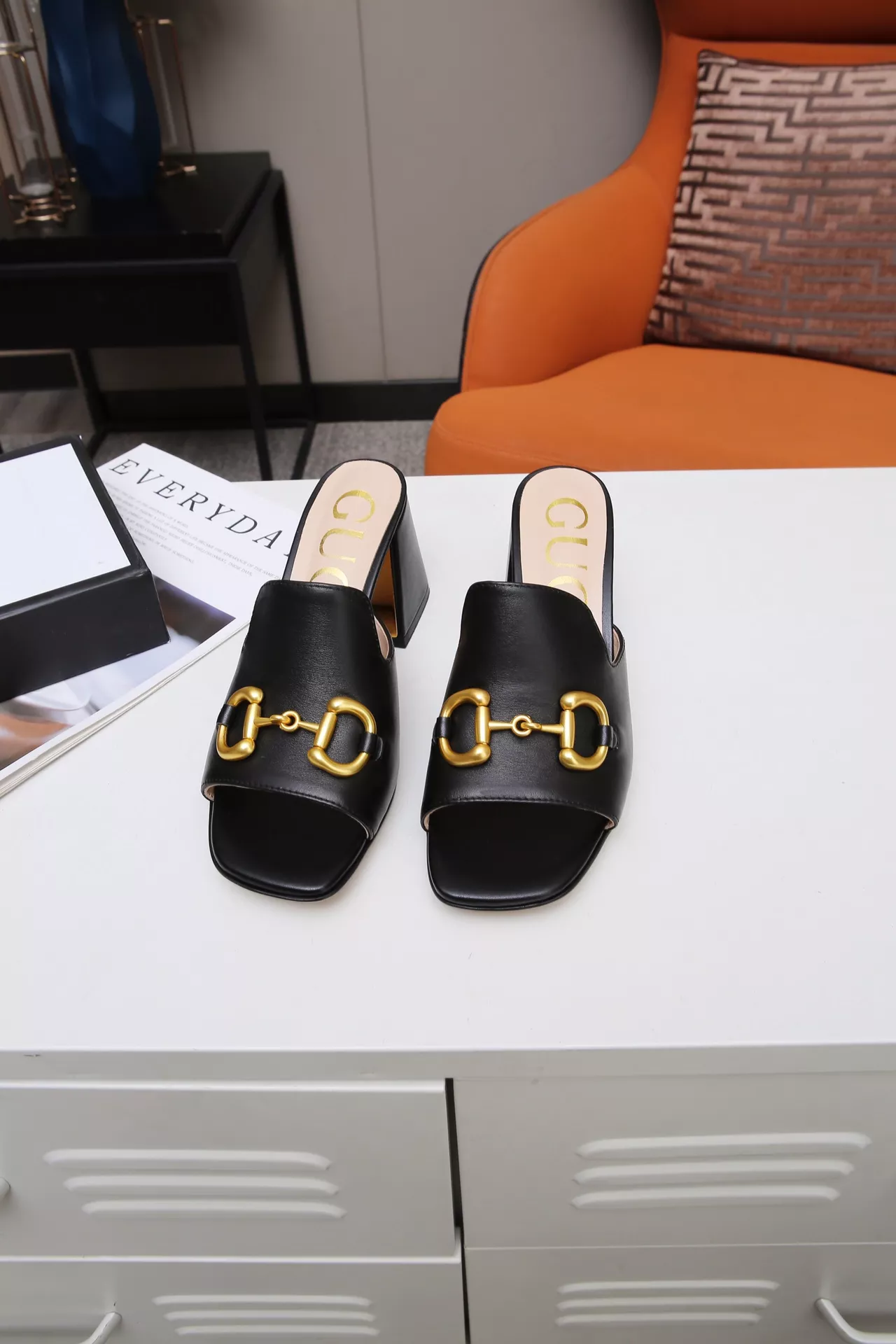 Durable 139 Gucci Slippers For Women