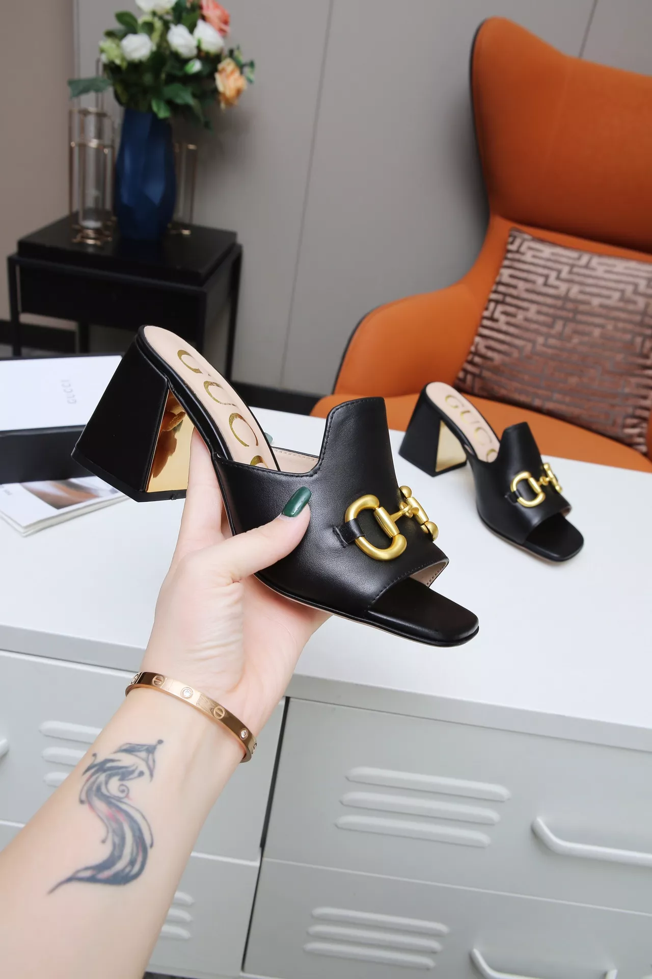 Durable 139 Gucci Slippers For Women
