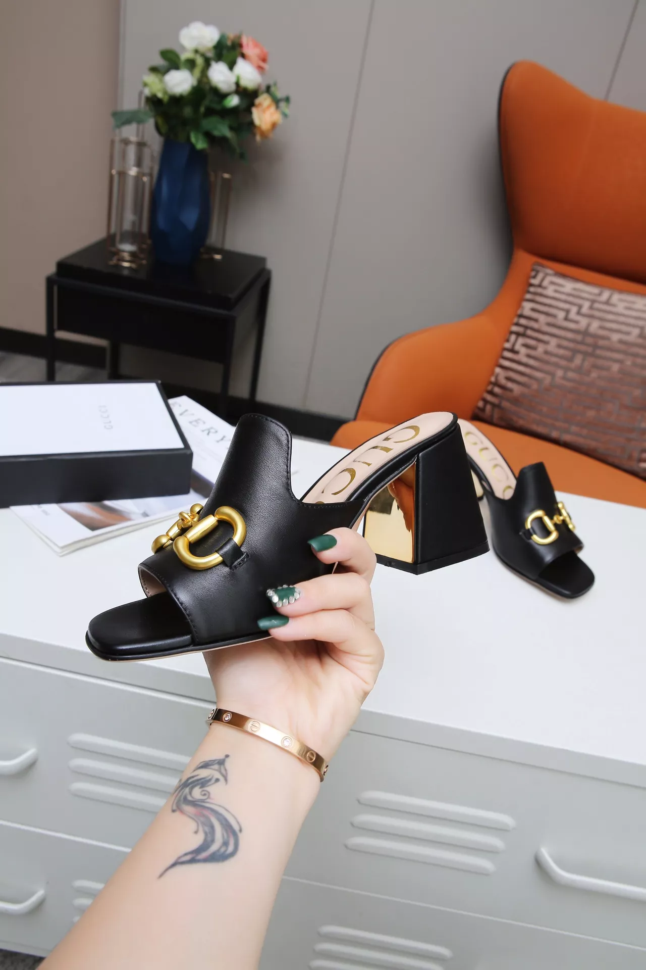 Durable 139 Gucci Slippers For Women