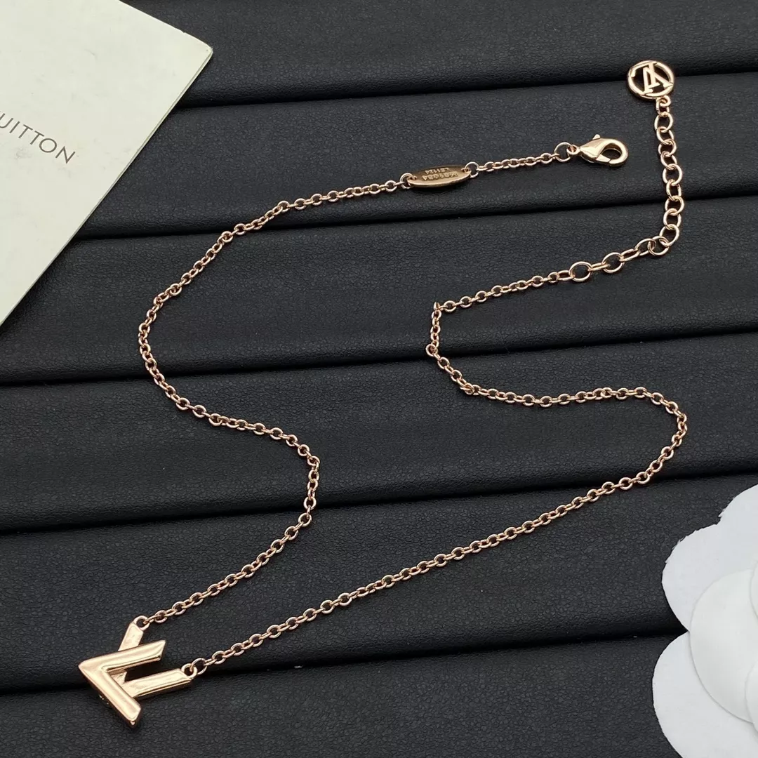 Durable 1645 Louis Vuitton Necklaces