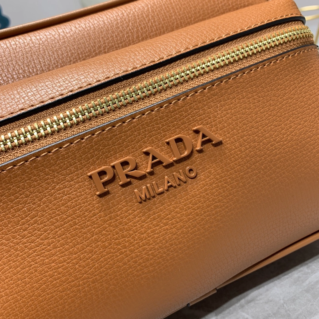 Durable 1683 Prada AAA Quality Messenger Bags For Women