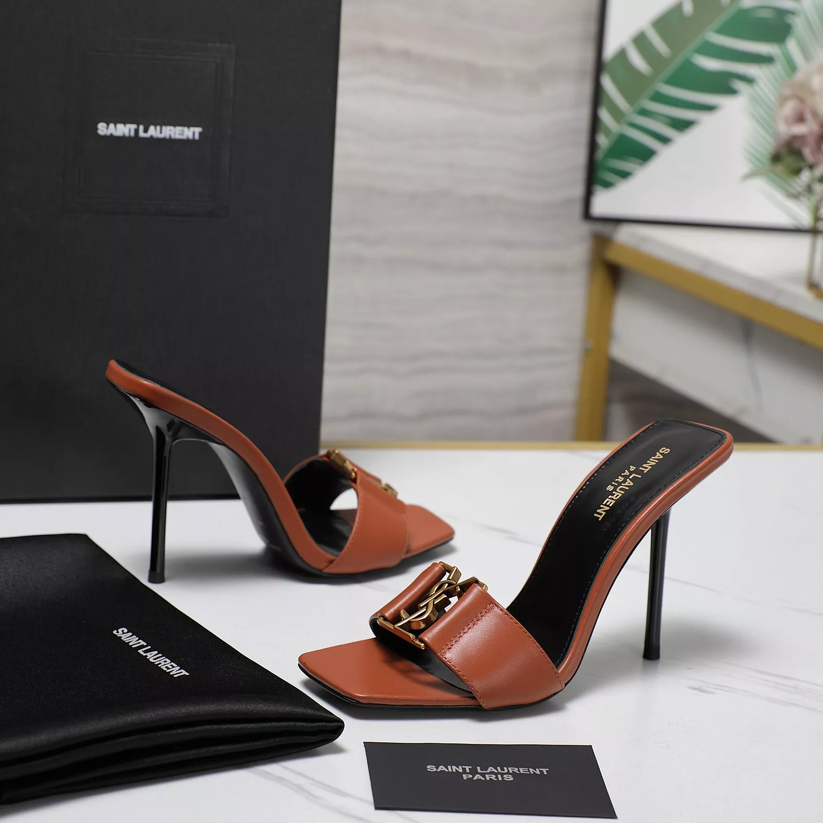 Durable 171 Yves Saint Laurent YSL Slippers For Women