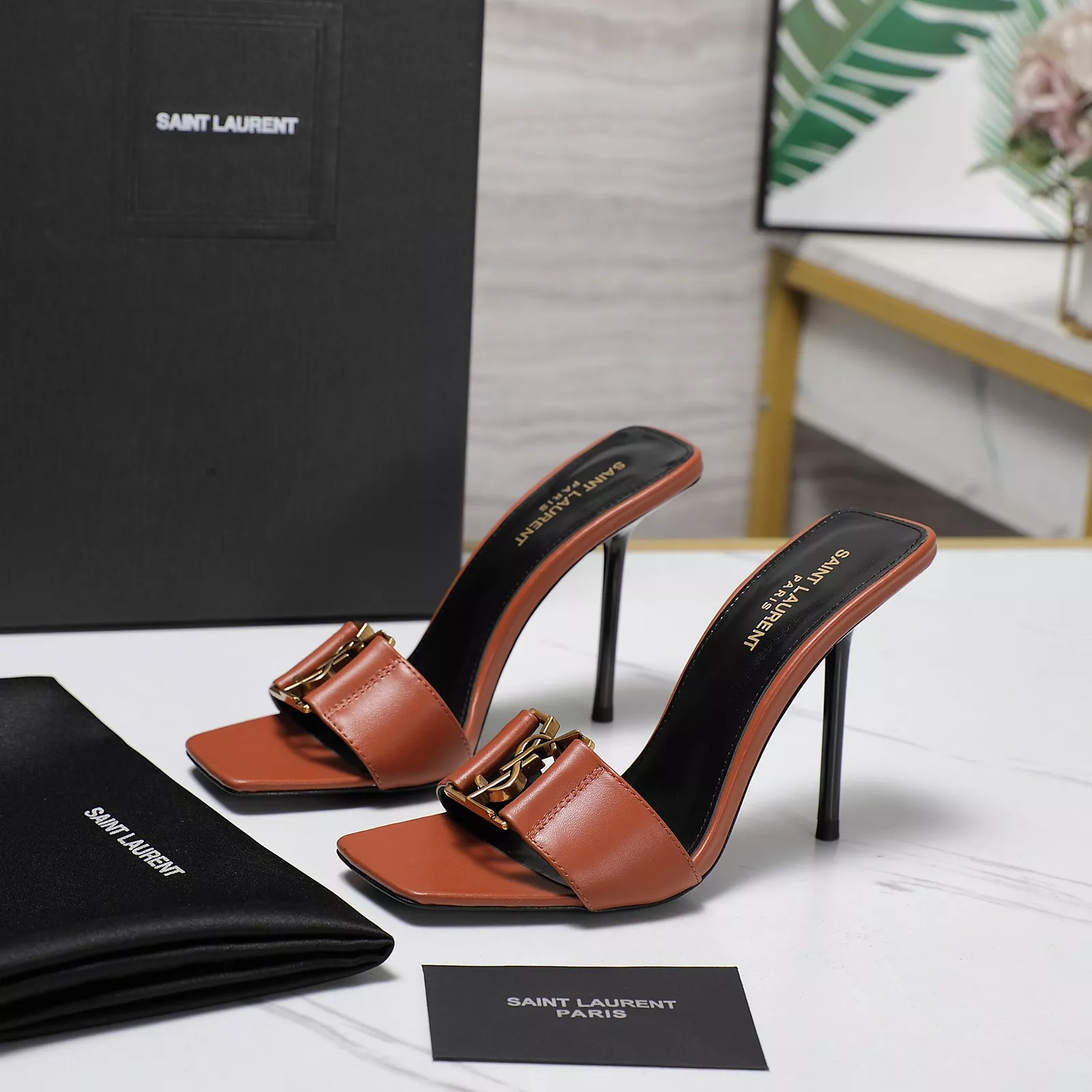 Durable 171 Yves Saint Laurent YSL Slippers For Women