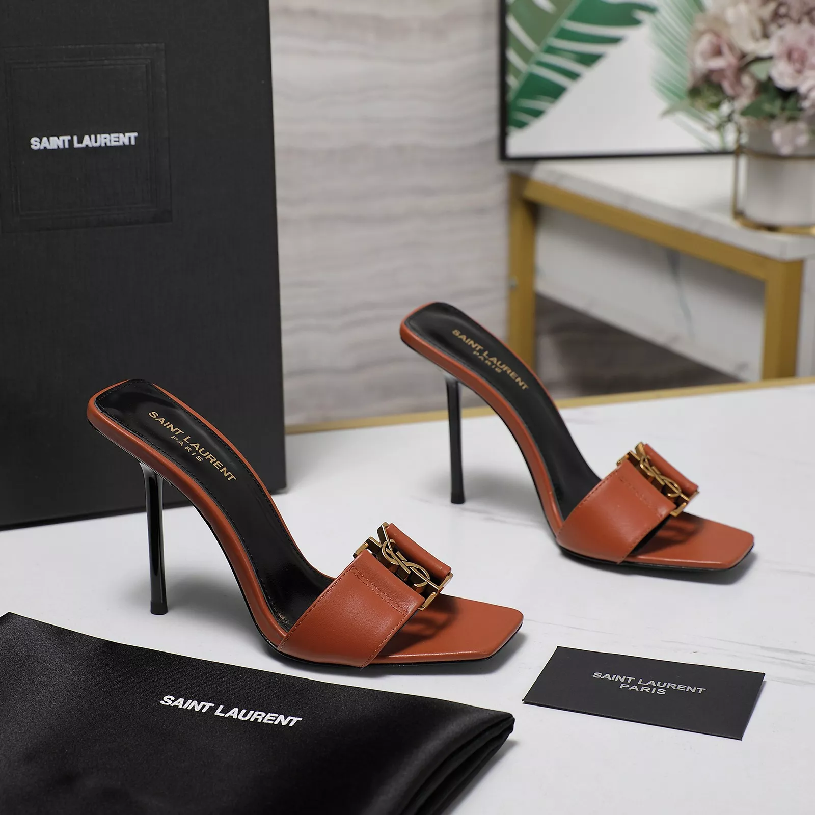 Durable 171 Yves Saint Laurent YSL Slippers For Women