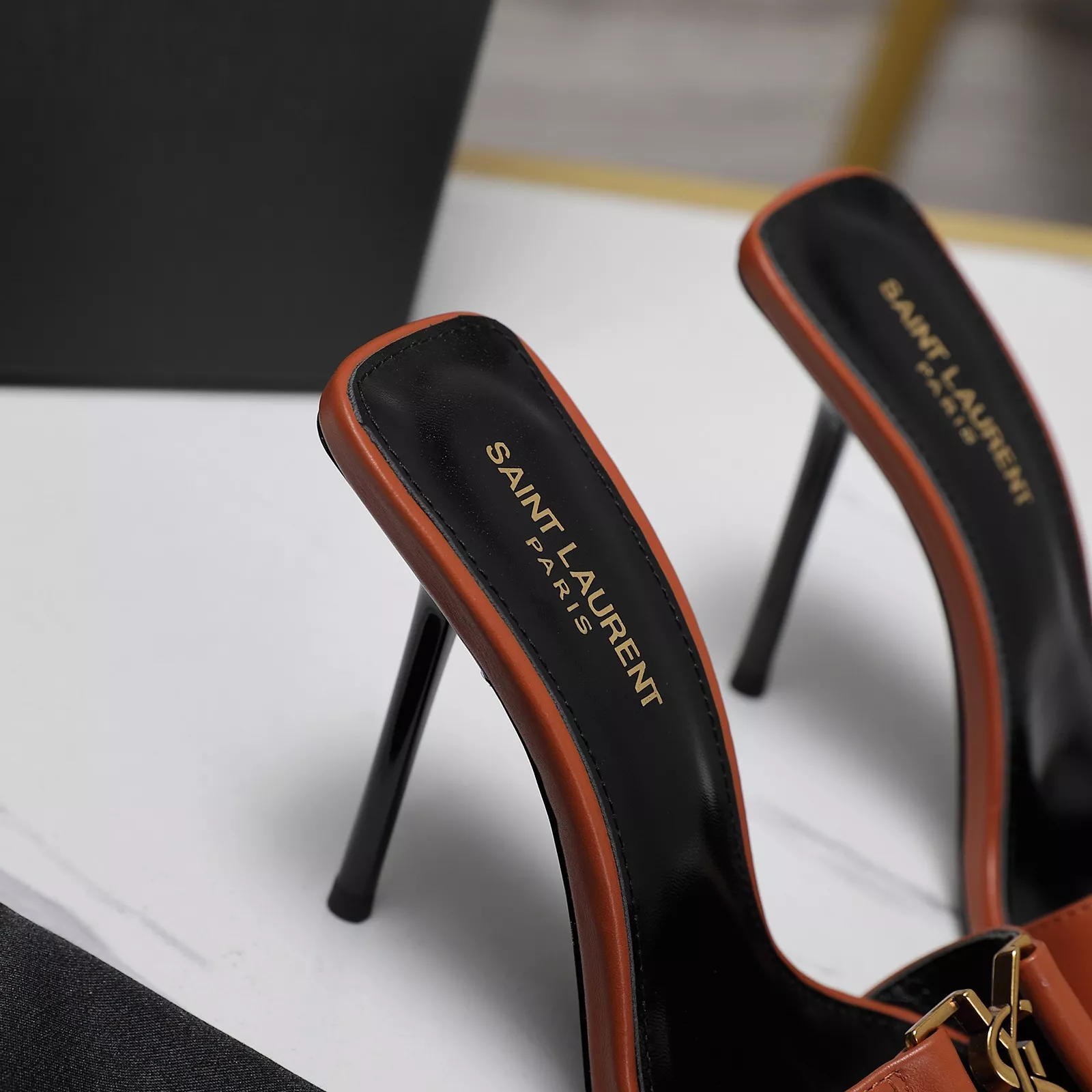Durable 171 Yves Saint Laurent YSL Slippers For Women
