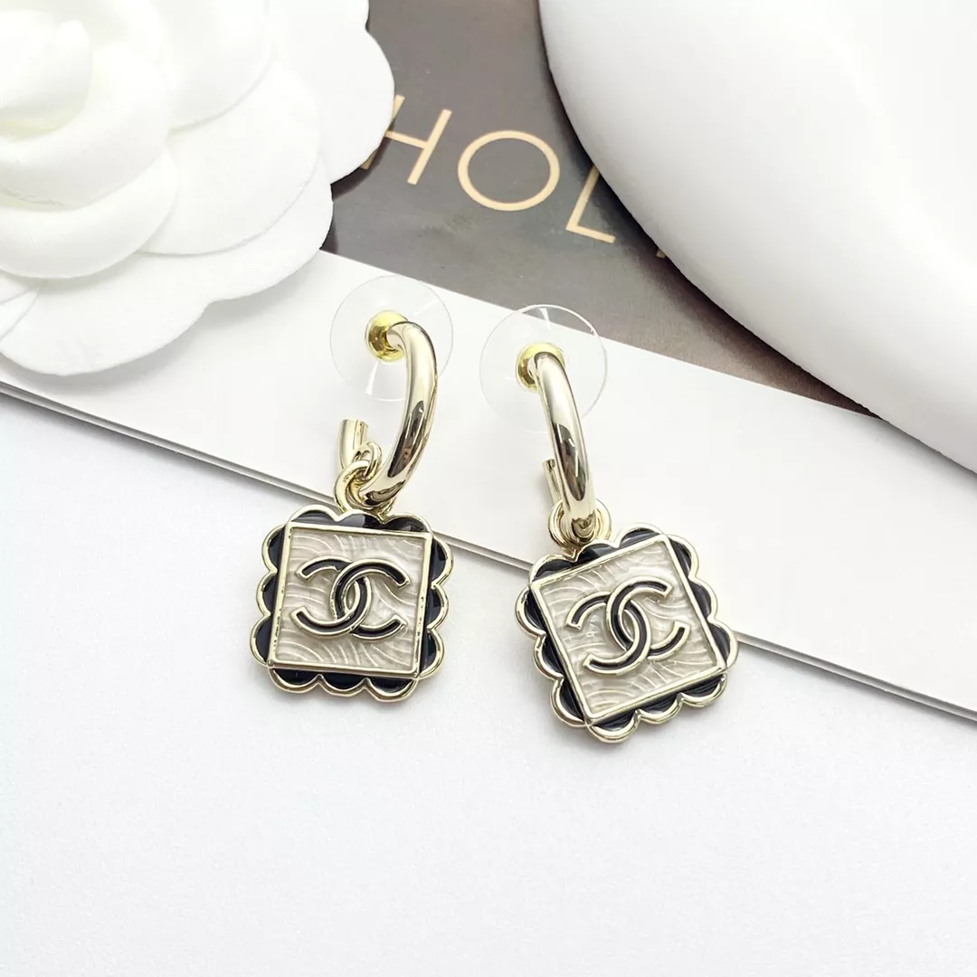 Durable 1736 Chanel Earrings For Women