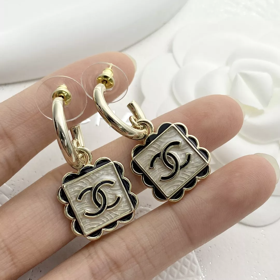 Durable 1736 Chanel Earrings For Women