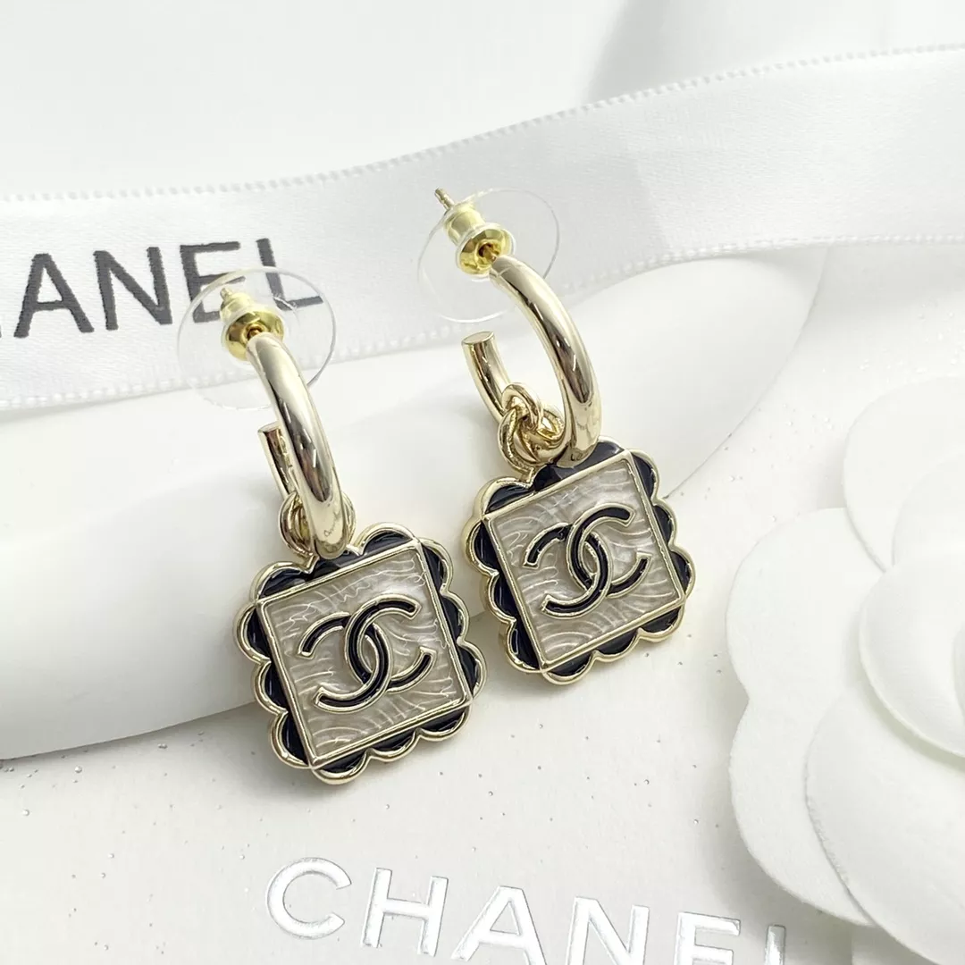 Durable 1736 Chanel Earrings For Women