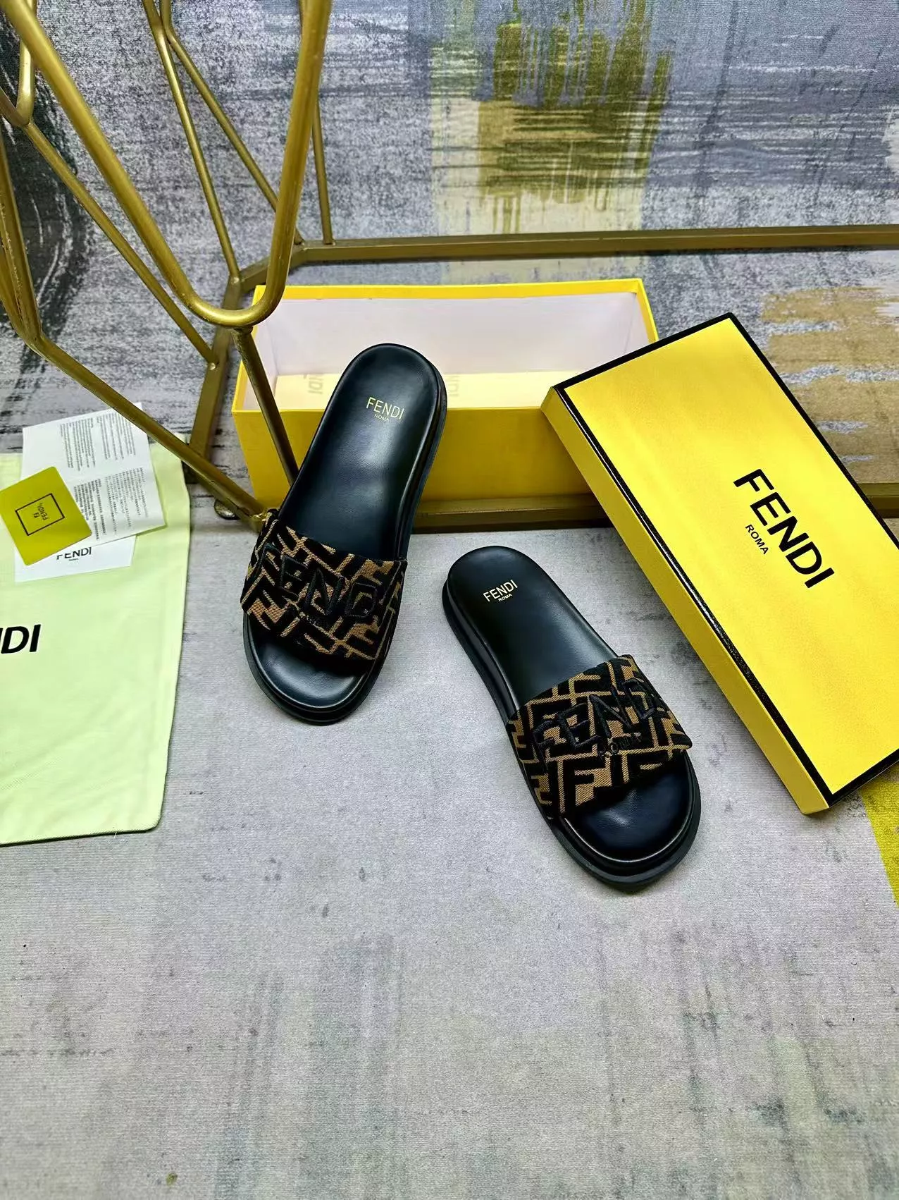 Durable 1855 Fendi Slippers For Women