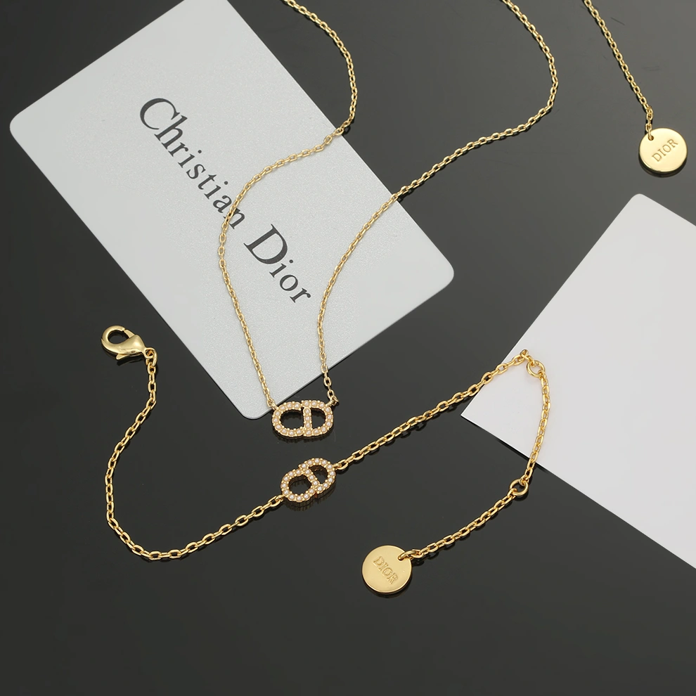 Durable 1886 Christian Dior Jewelry Set