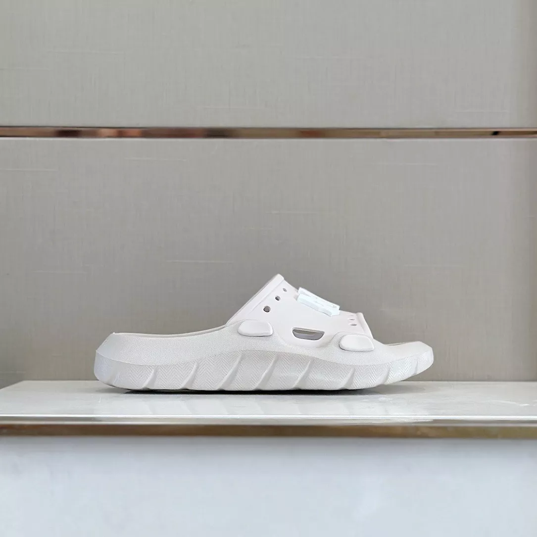 Durable 1893 Amiri Slippers For Men