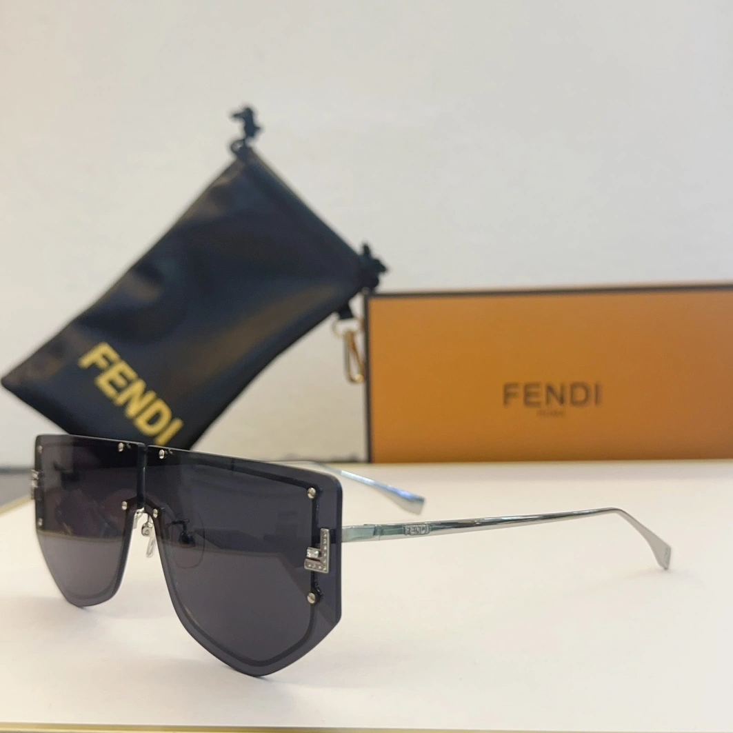 Durable 1999 Fendi AAA Quality Sunglasses