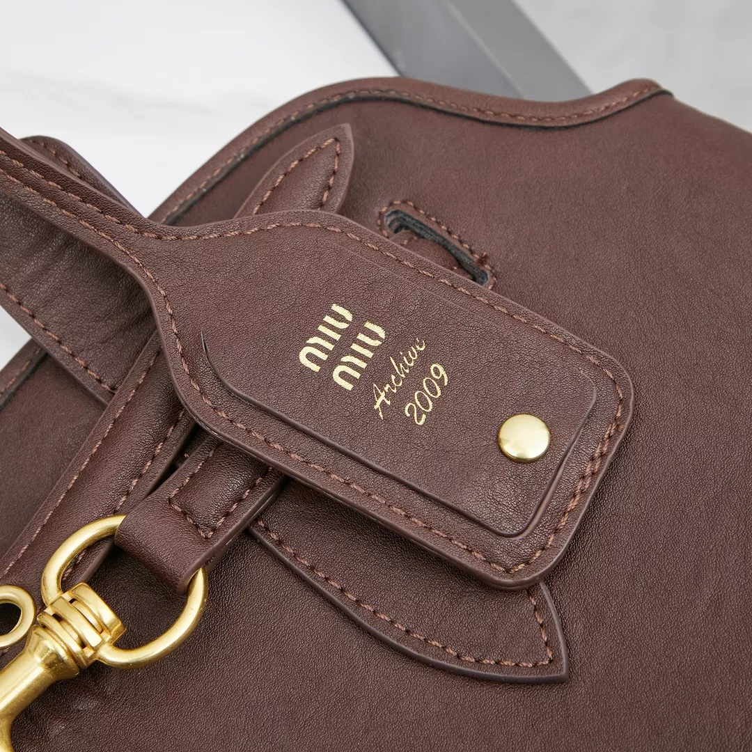 Durable 2043 MIU MIU AAA Quality Shoulder Bags For Women