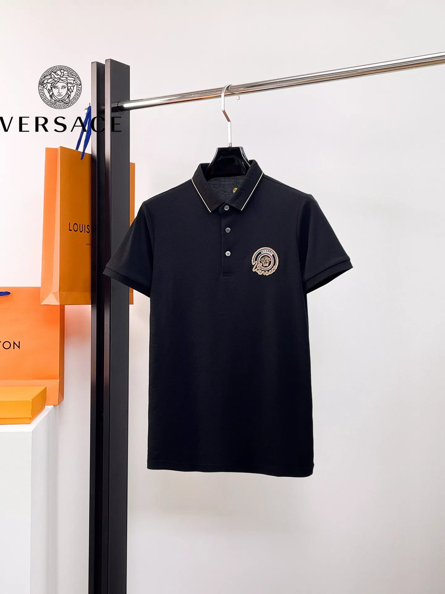 Durable 2059 Versace T-Shirts Short Sleeved For Men