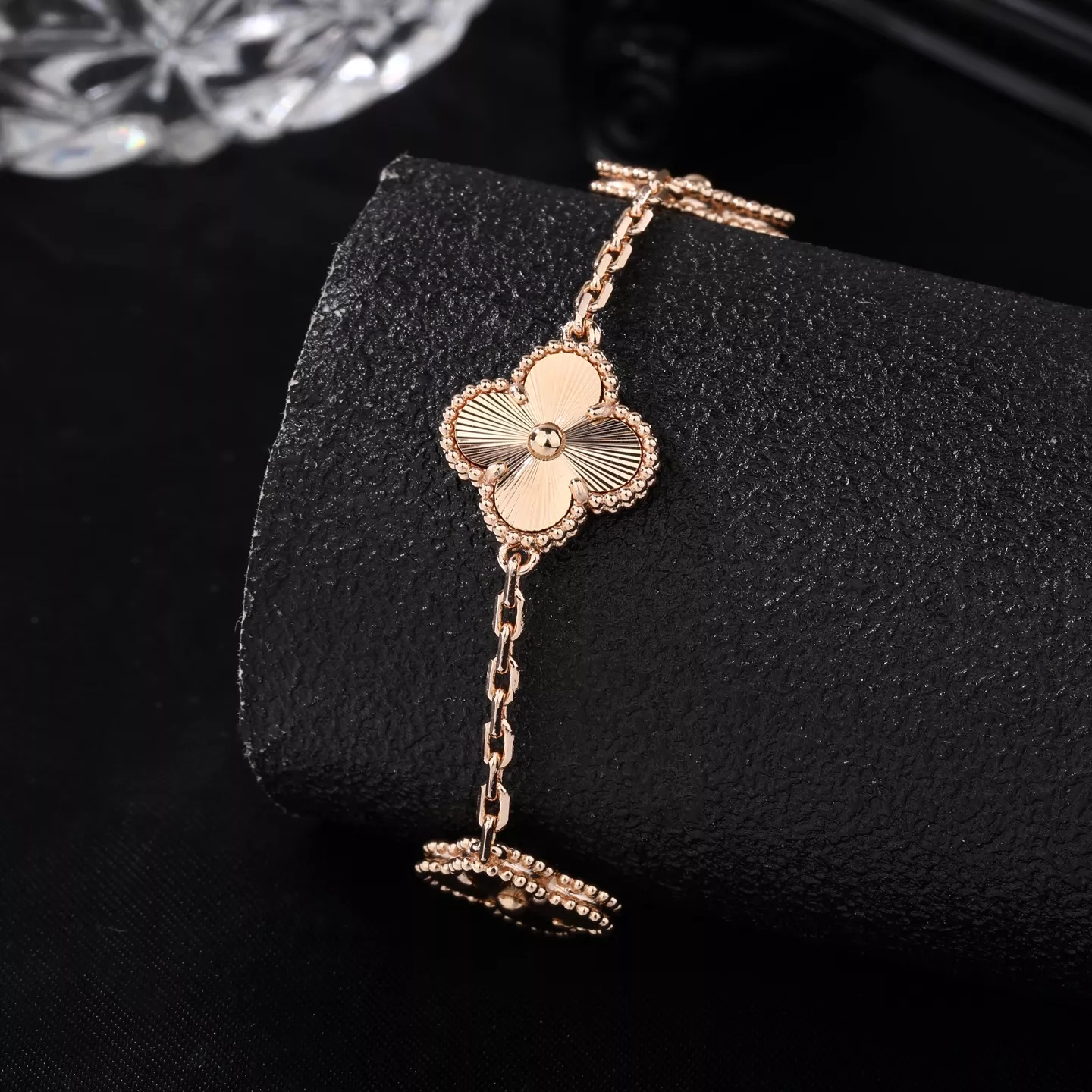 Durable 2077 Van Cleef & Arpels Bracelets For Women
