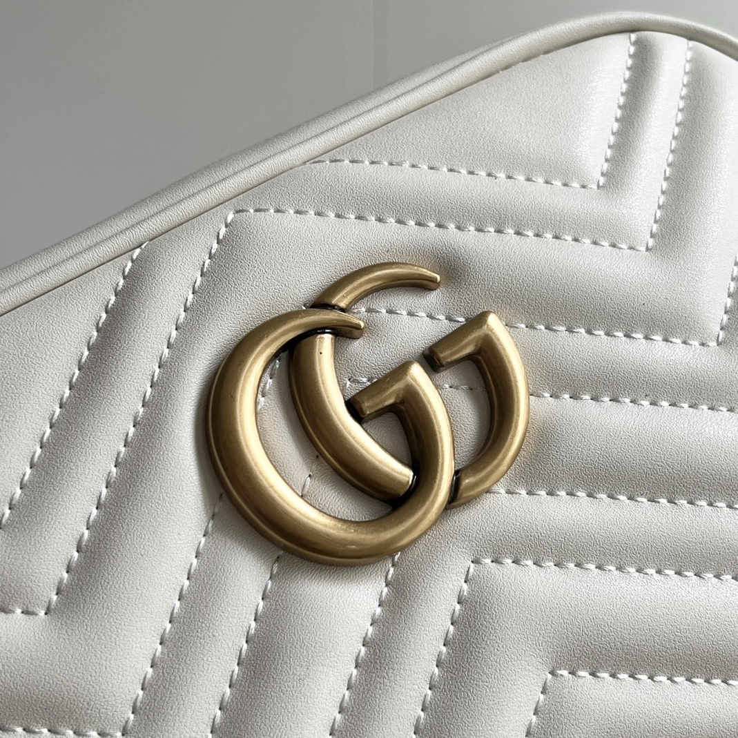 Durable 2229 Gucci AAA Quality Messenger Bags For Women