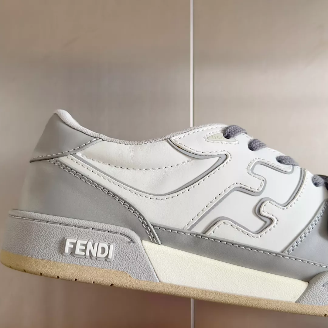 Durable 2255 Fendi Casual Shoes For Women
