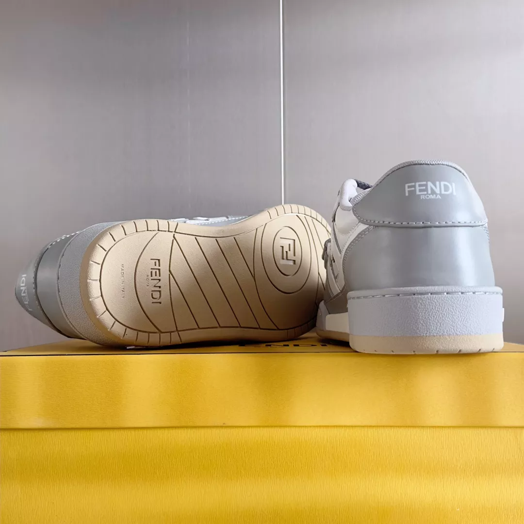 Durable 2255 Fendi Casual Shoes For Women