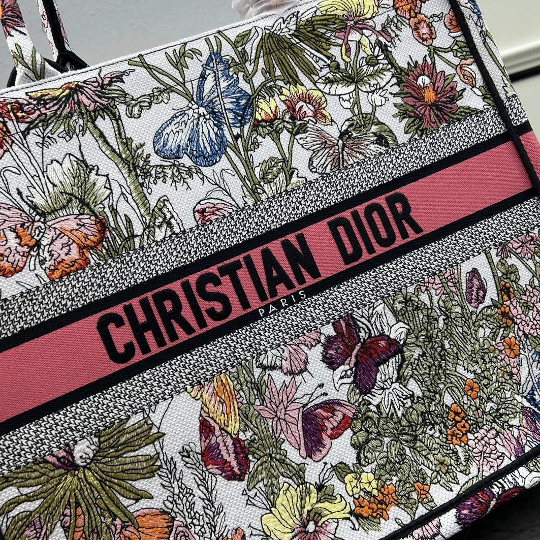 Durable 2388 Christian Dior AAA Quality Tote-Handbags For Women