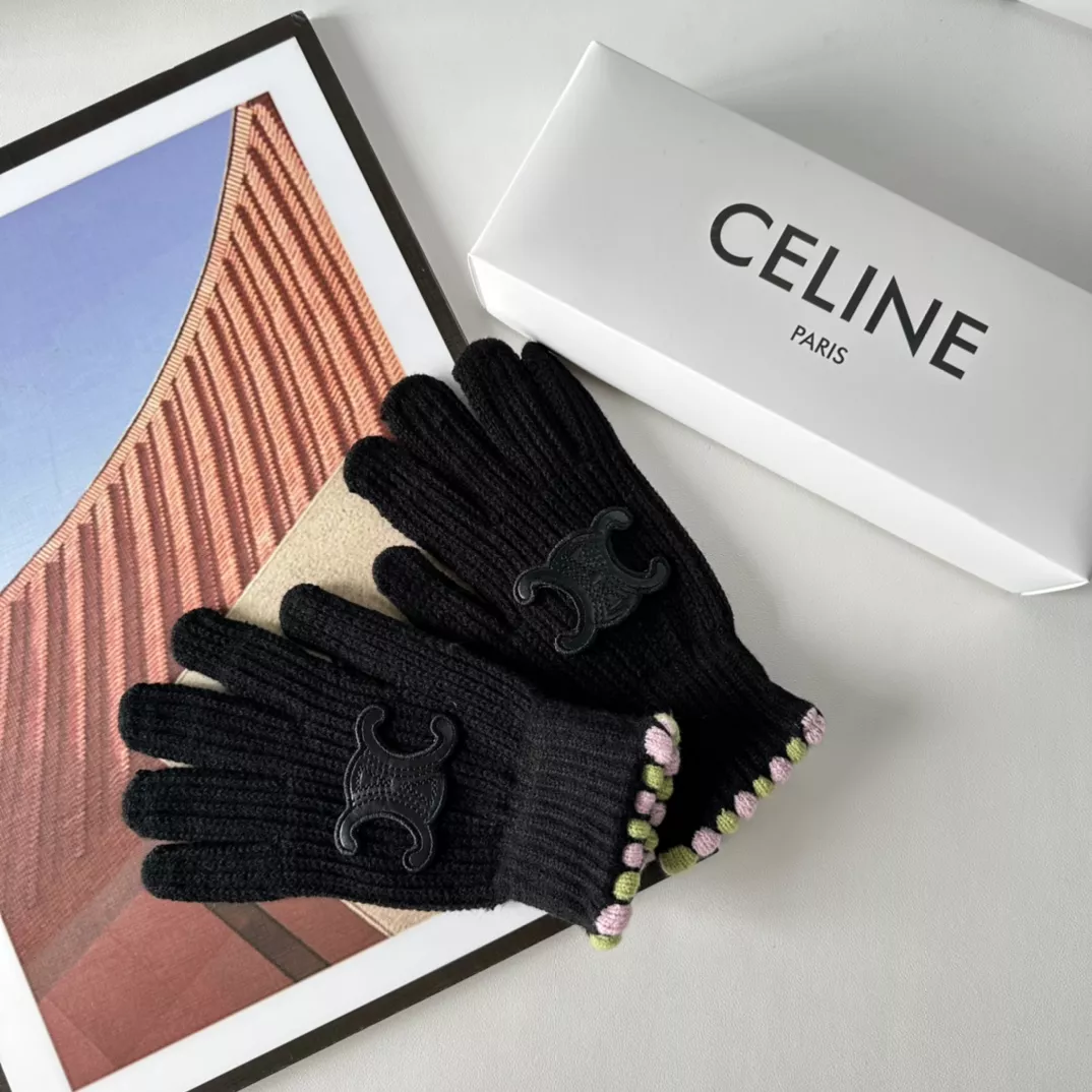 Durable 2413 Celine Gloves