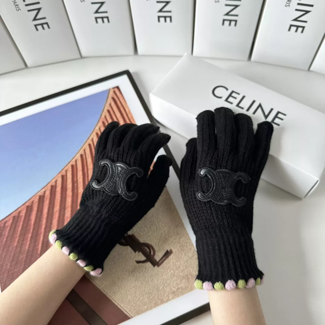 Durable 2413 Celine Gloves