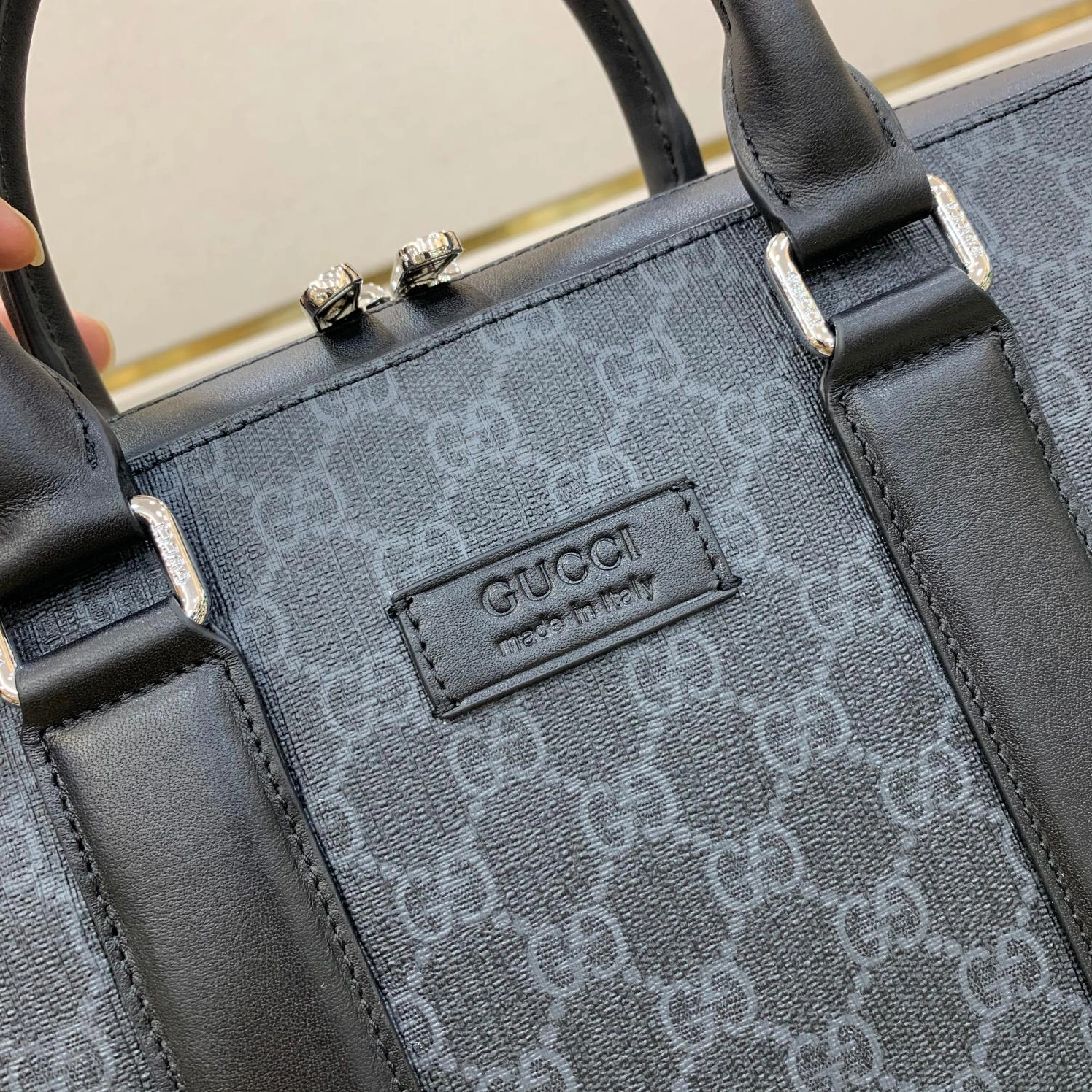 Durable 245 Gucci AAA Man Handbags