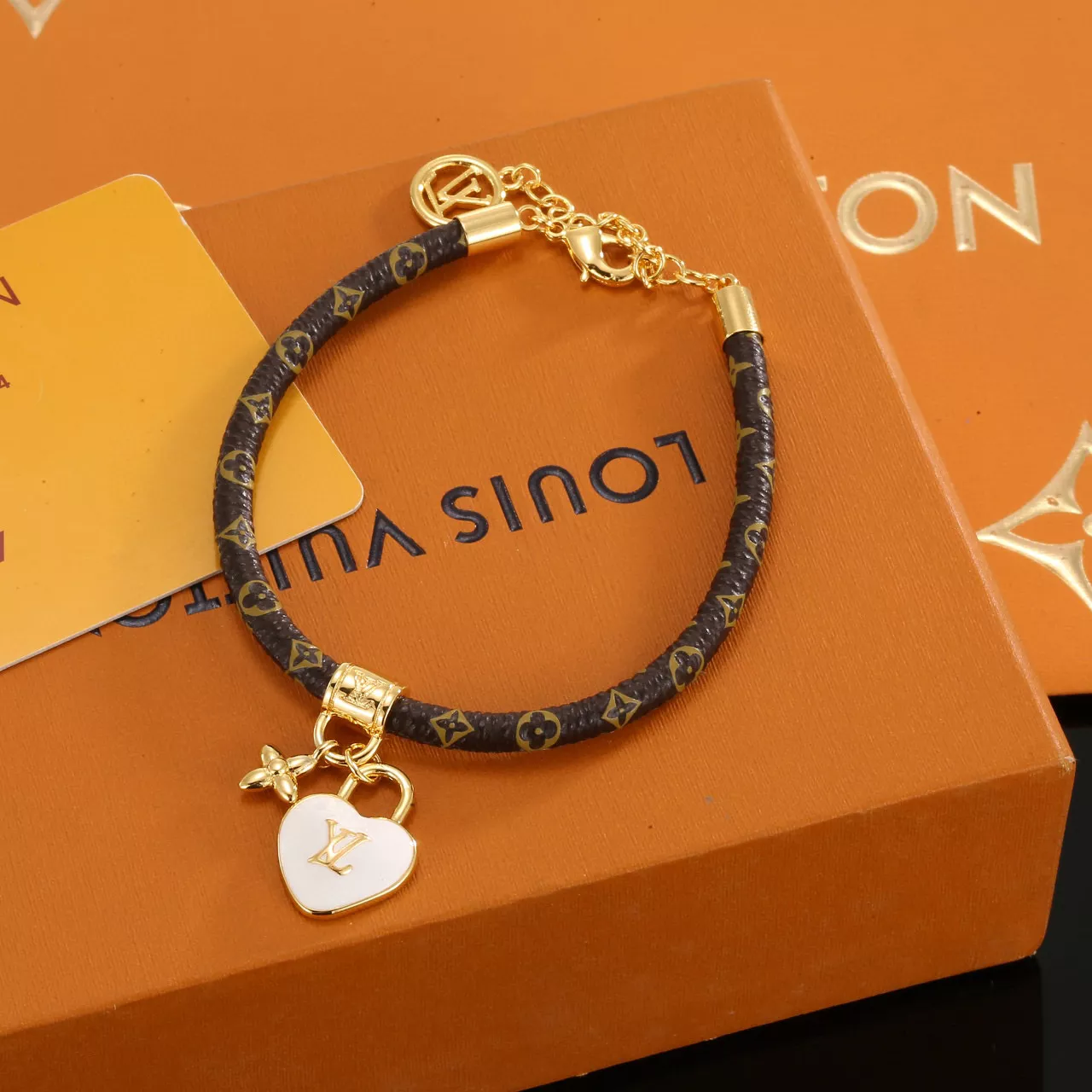 Durable 2451 Louis Vuitton LV Bracelets