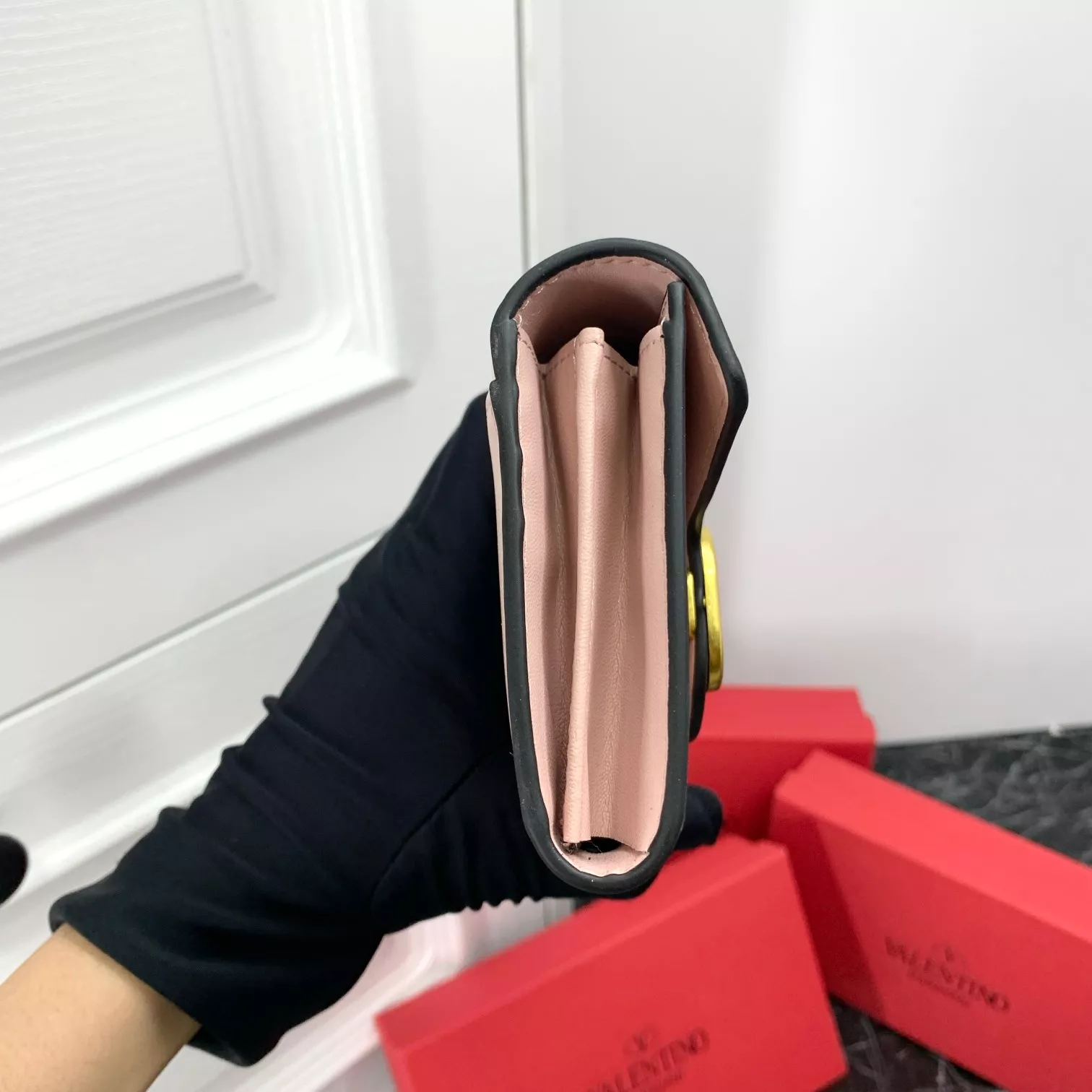 Durable 2454 Valentino Wallets For Women