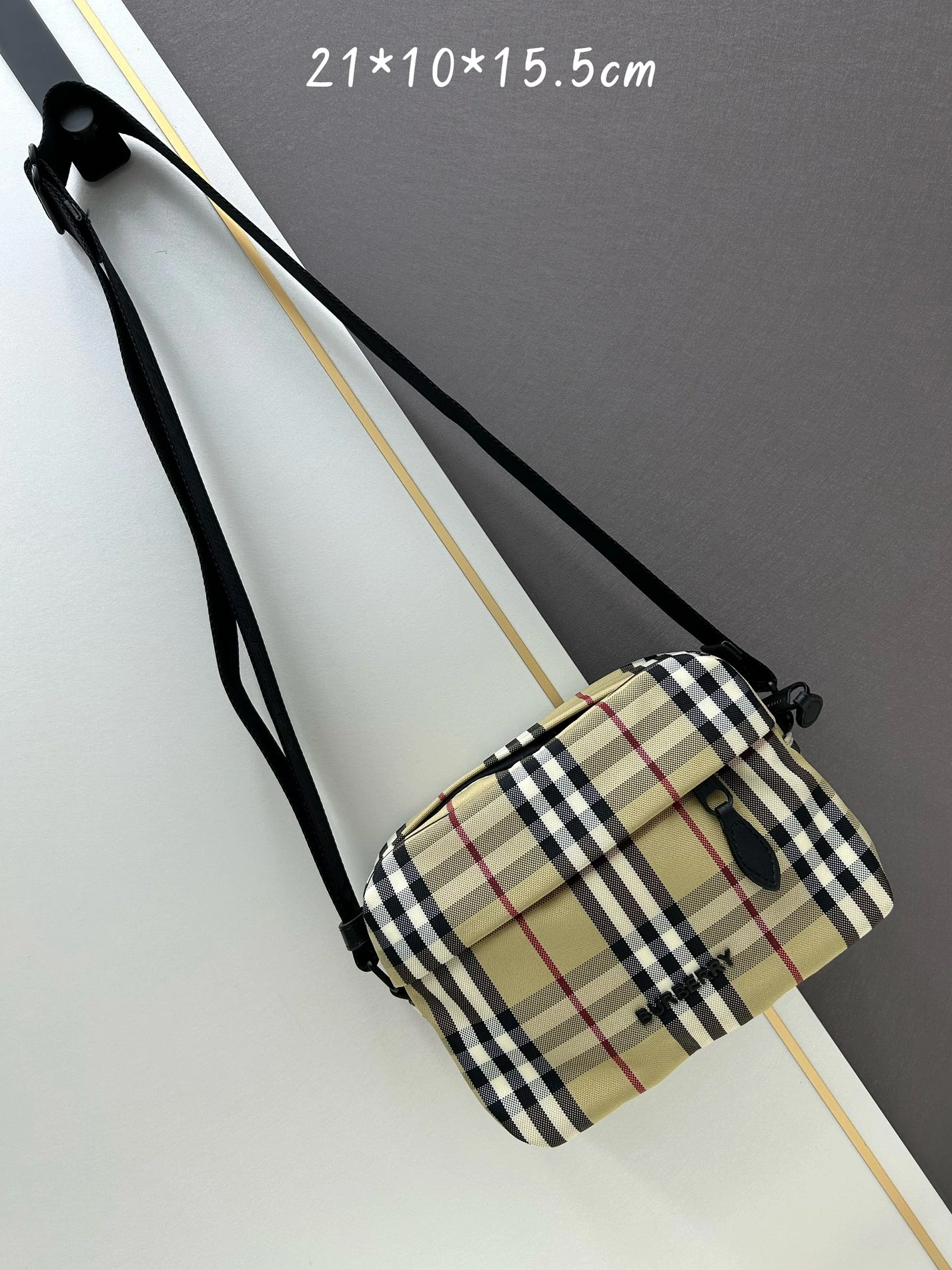 Durable 2488 Burberry AAA Quality Messenger Bags For Unisex