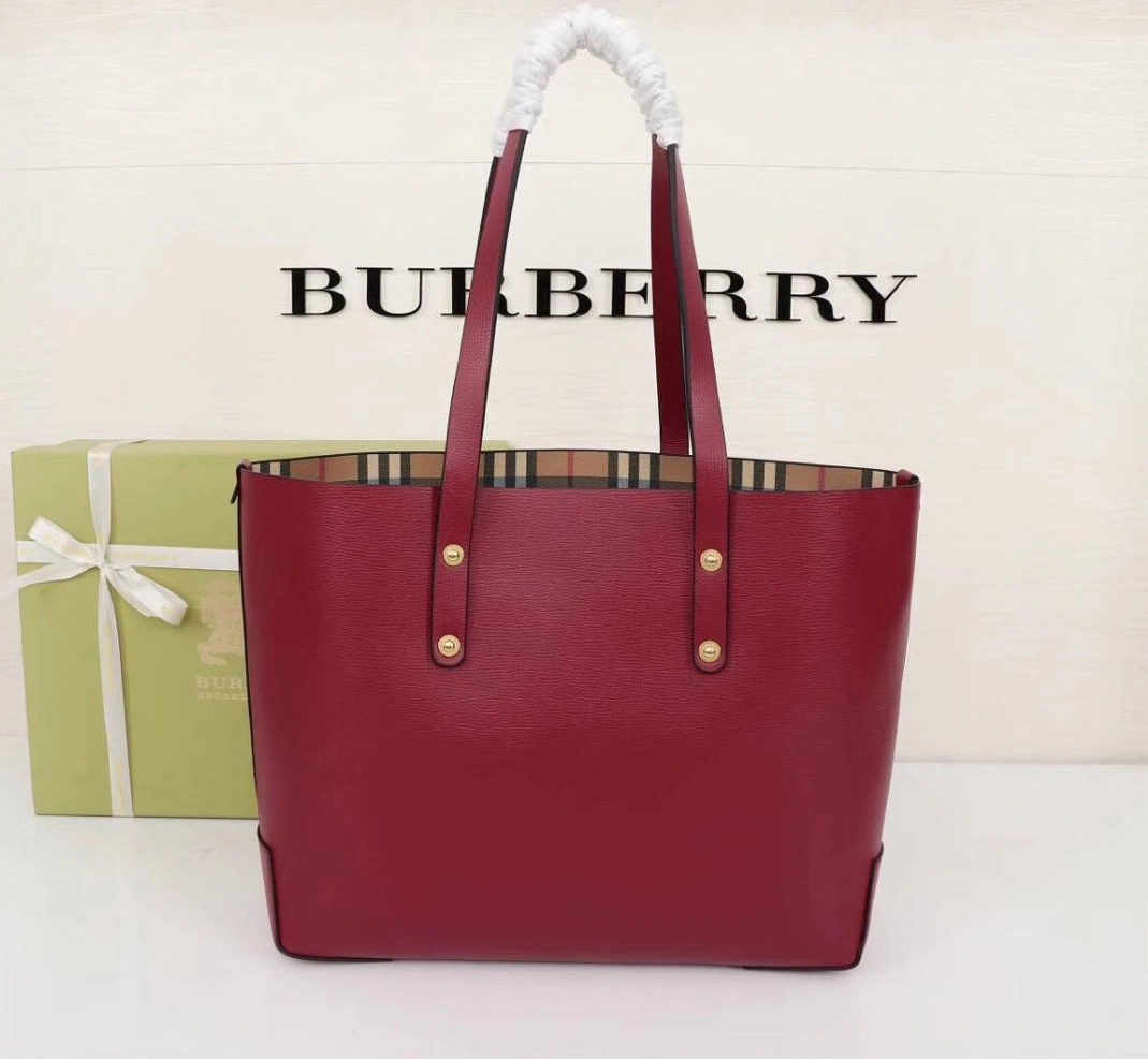 Durable 2527 Burberry AAA Handbags For Women