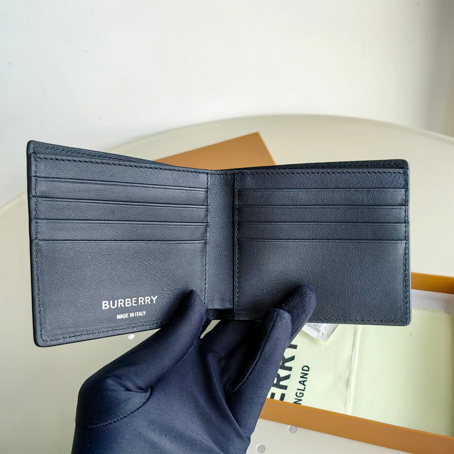 Durable 2565 Burberry AAA Man Wallets