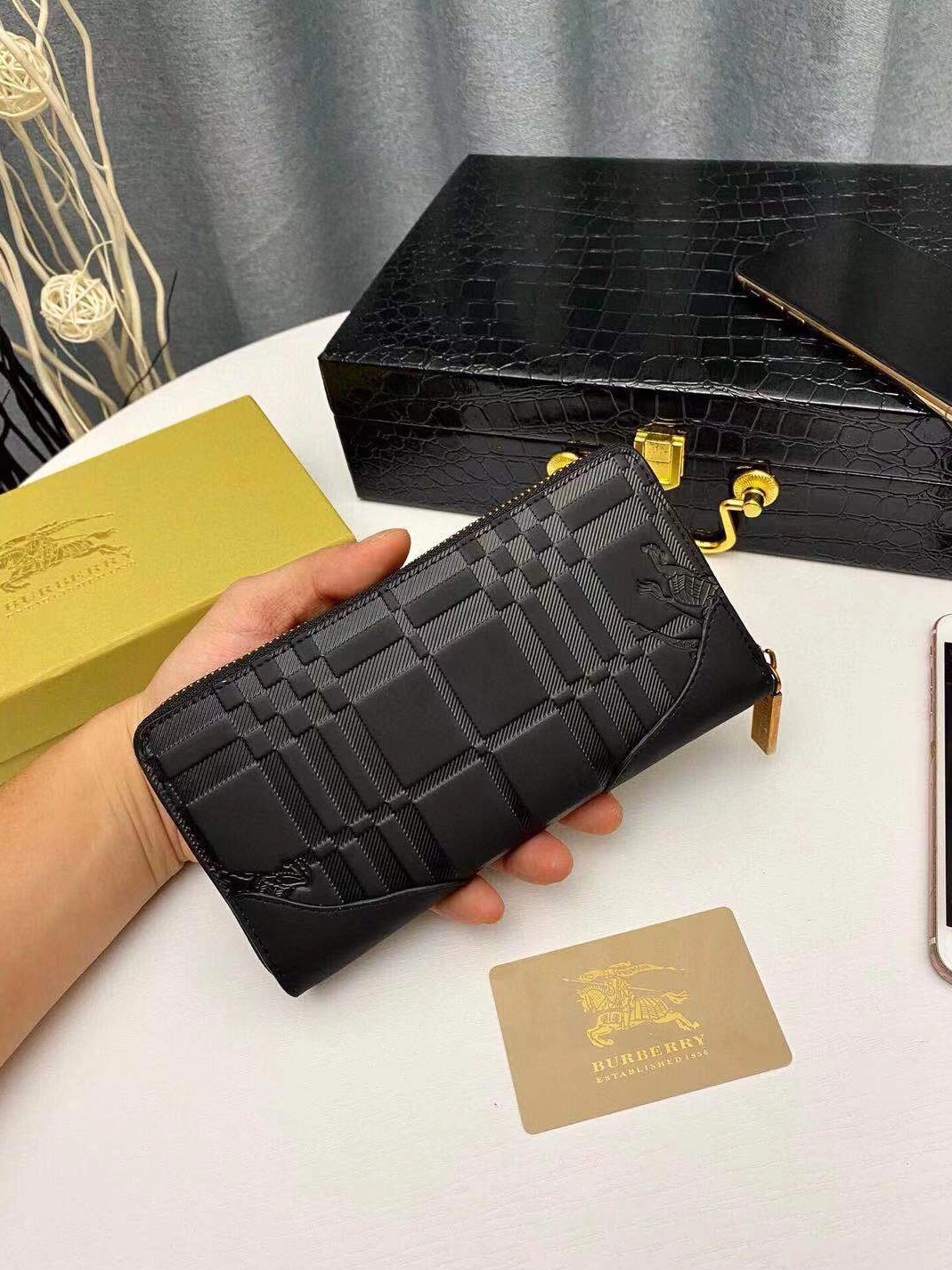 Durable 2566 Burberry AAA Man Wallets