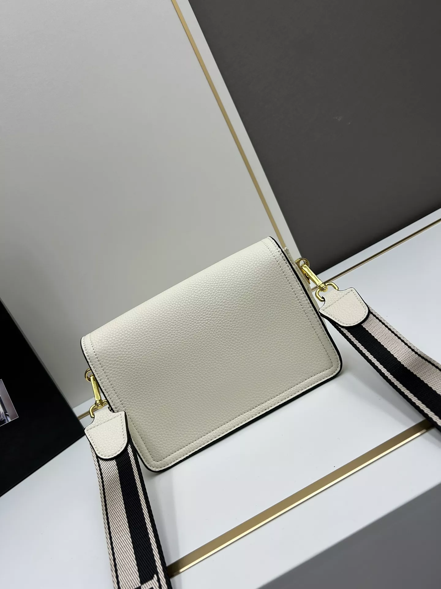 Durable 2618 Prada AAA Quality Messenger Bags For Women