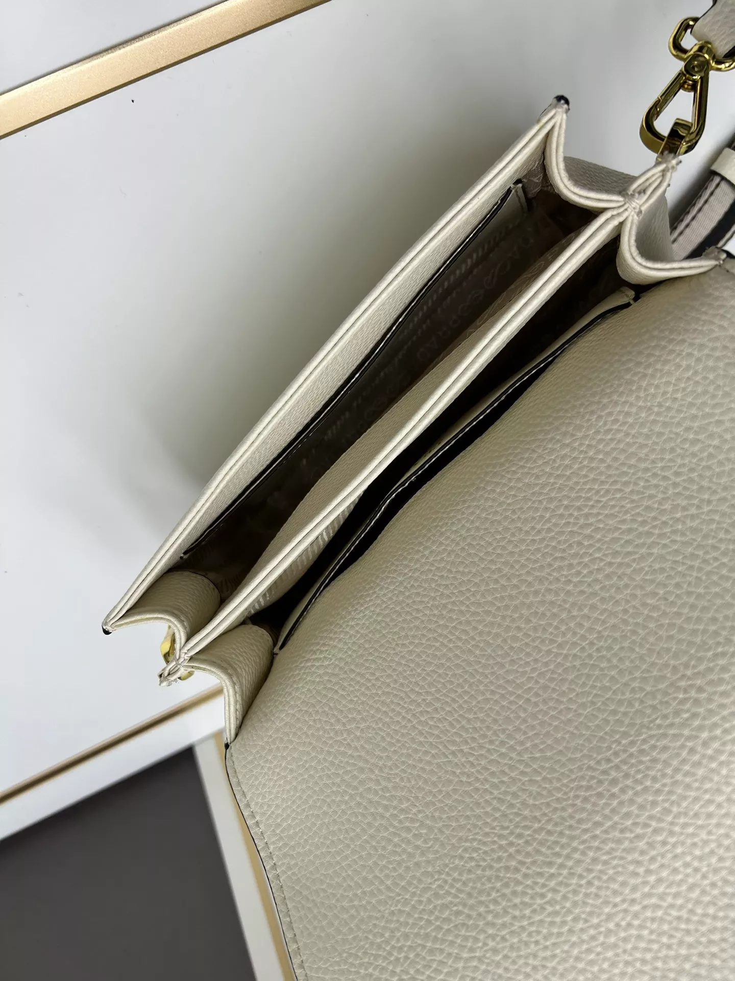 Durable 2618 Prada AAA Quality Messenger Bags For Women