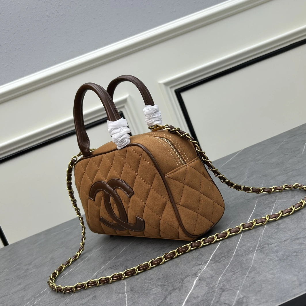 Durable 2635 Chanel AAA Quality Handbags For Women