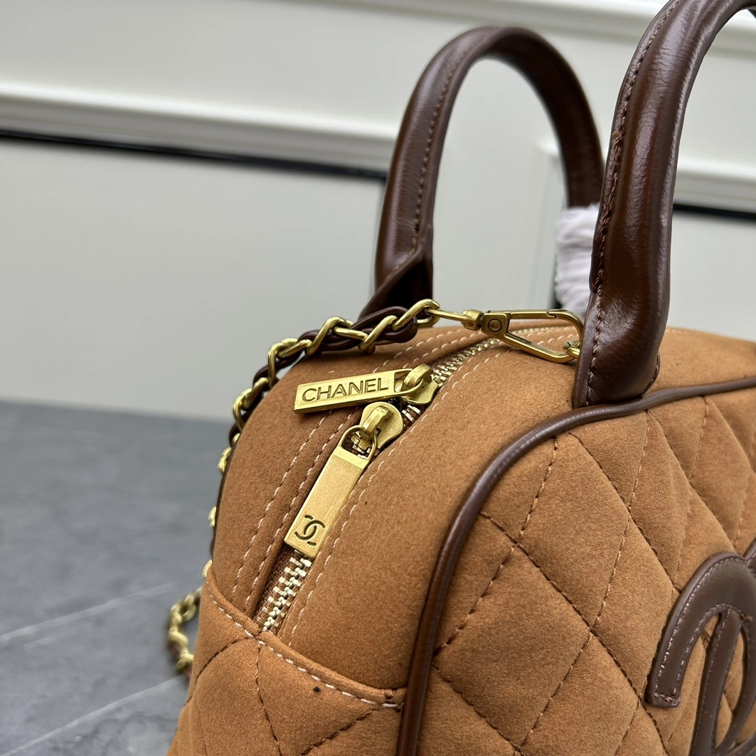 Durable 2635 Chanel AAA Quality Handbags For Women