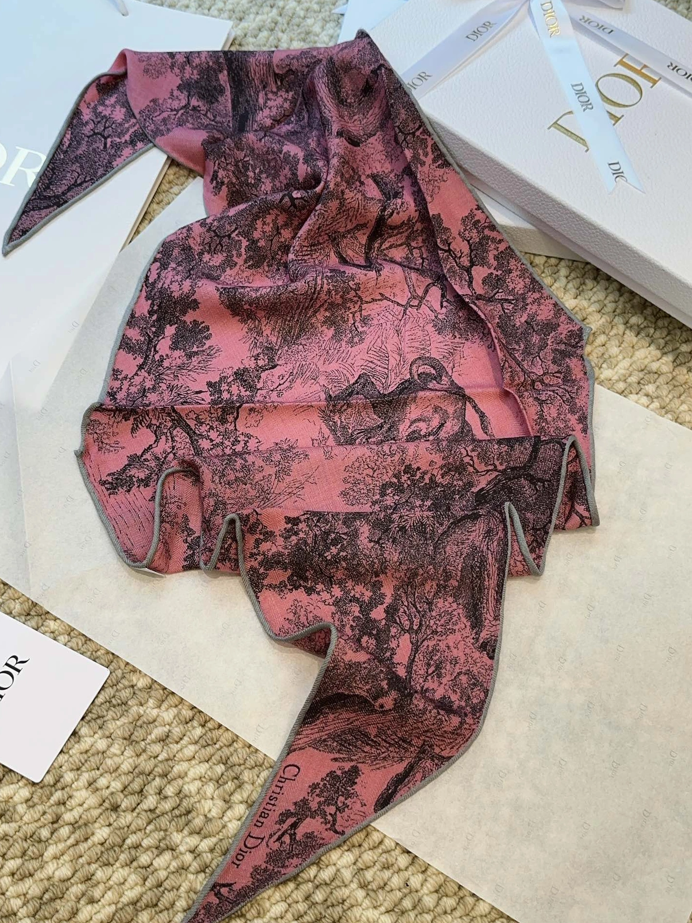 Durable 2645 Christian Dior Silk Scarf