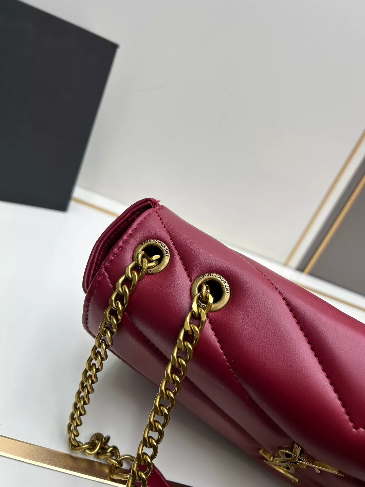 Durable 2672 Yves Saint Laurent YSL AAA Quality Shoulder Bags For Women