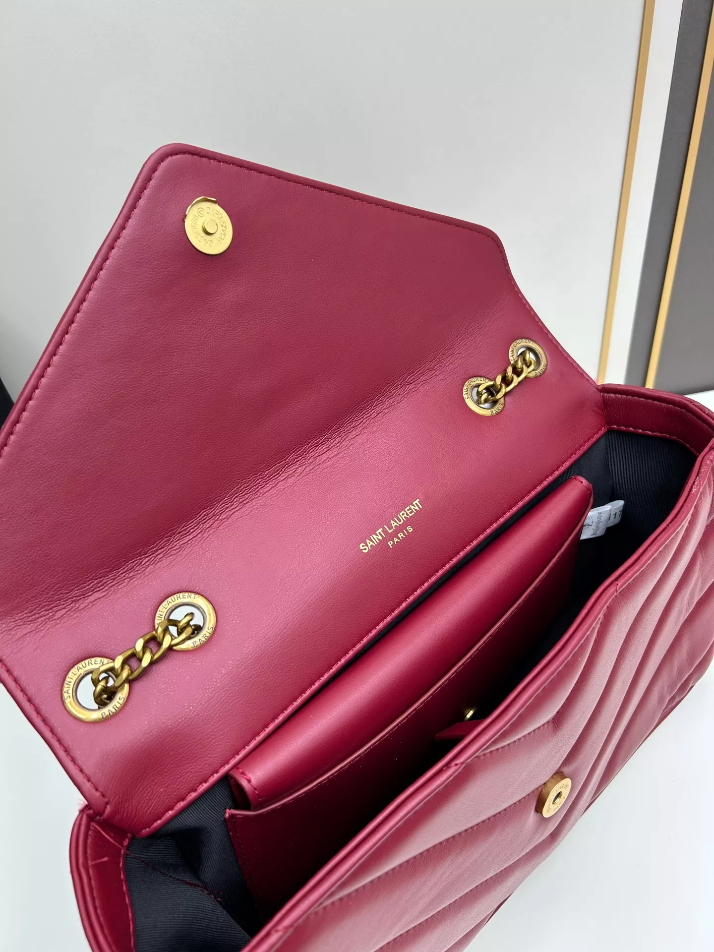 Durable 2672 Yves Saint Laurent YSL AAA Quality Shoulder Bags For Women