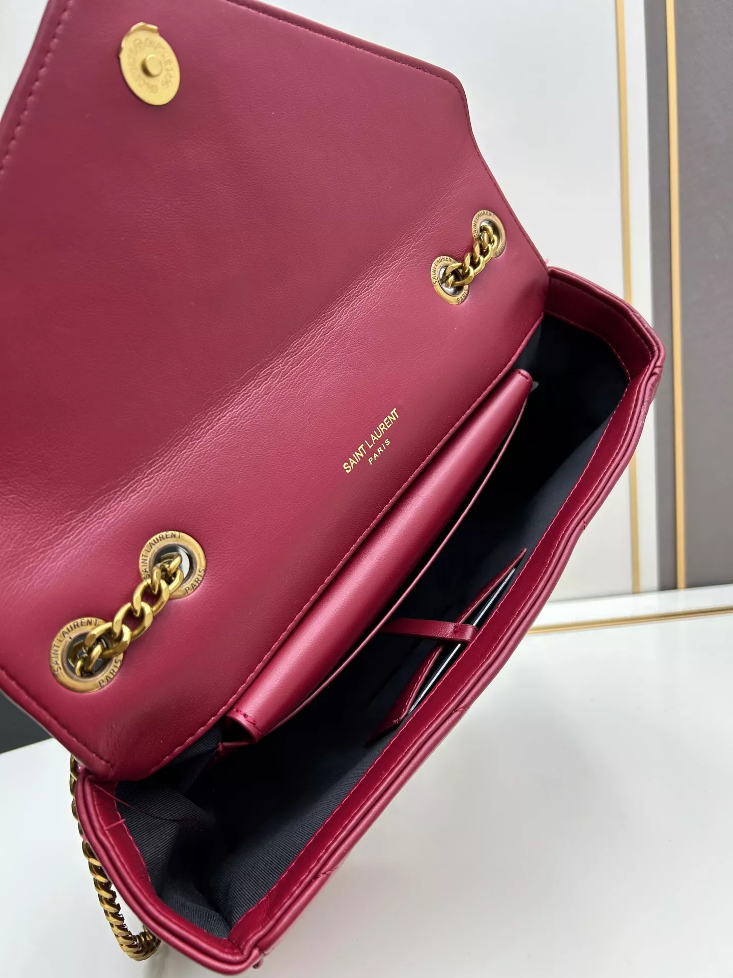 Durable 2672 Yves Saint Laurent YSL AAA Quality Shoulder Bags For Women