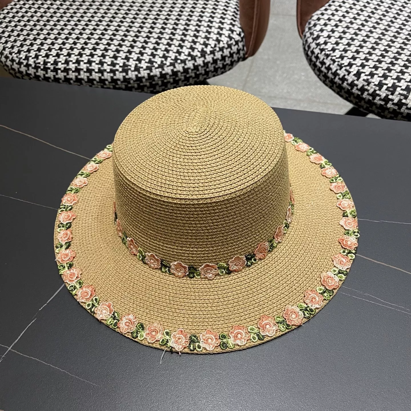 Durable 2697 Gucci Caps