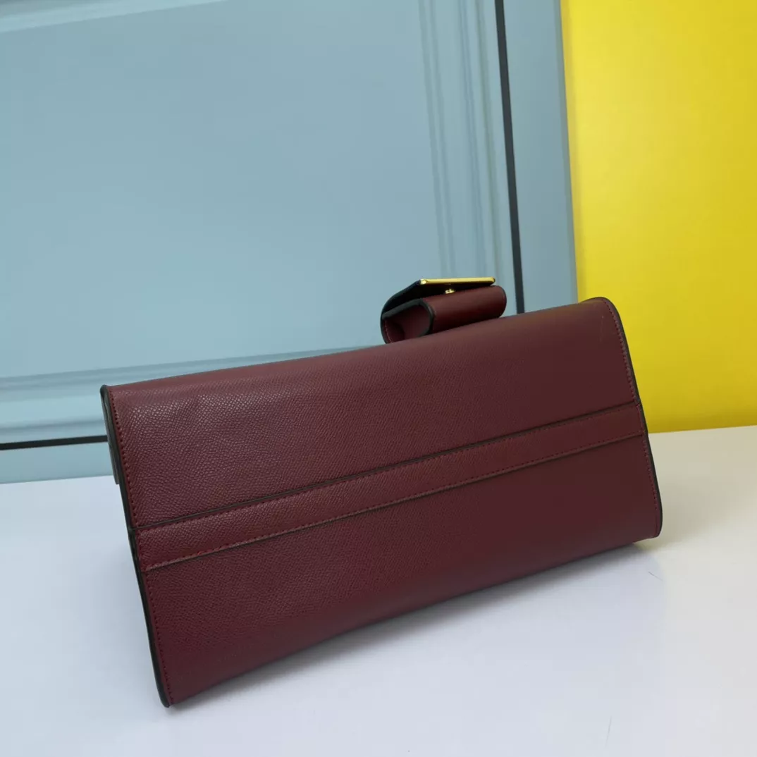 Durable 2699 Prada AAA Quality Handbags For Women
