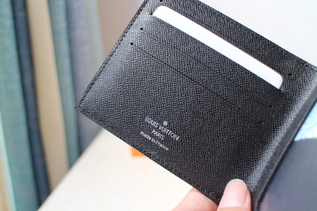 Durable 2717 Louis Vuitton AAA Man Wallets